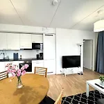Transit Hel Airport Apartament Vantaa