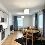 Transit Hel Airport Apartament Vantaa