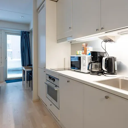 Transit Hel Airport Apartament *
