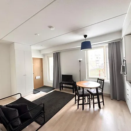 Transit Hel Airport Apartamento