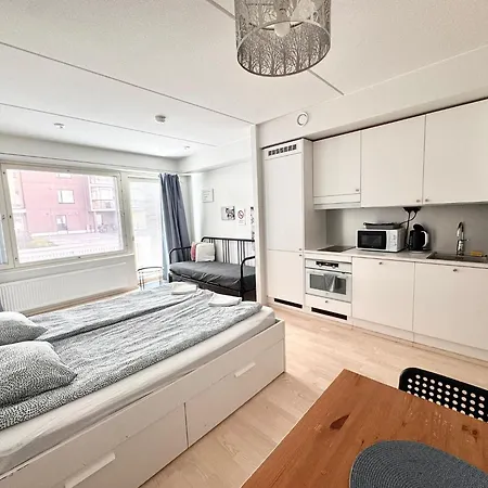 Apartament Transit Hel Airport *