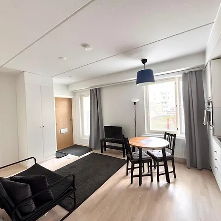 Transit Hel Airport *