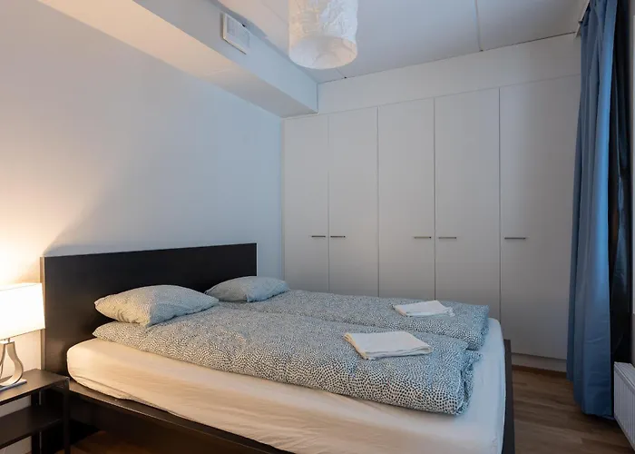 Transit Hel Airport Апартаменты *