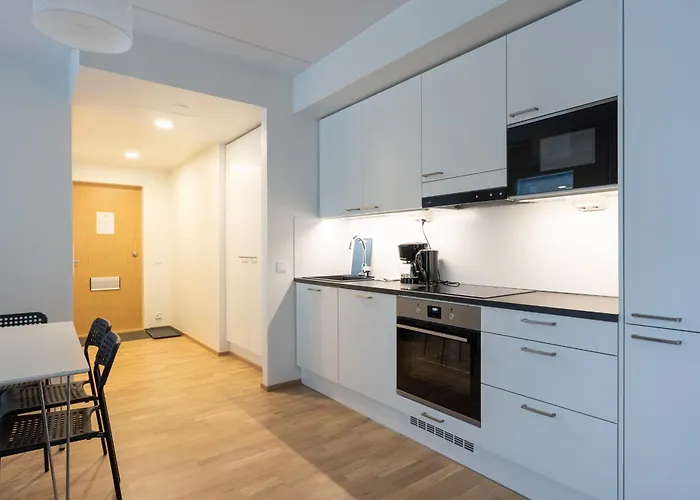 Transit Hel Airport 万塔