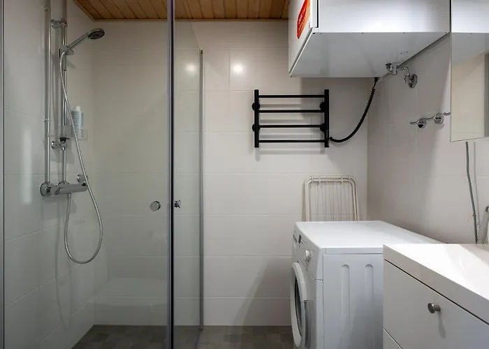 Transit Hel Airport * Вантаа