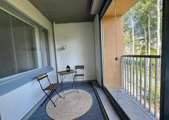 Transit Hel Airport * Вантаа