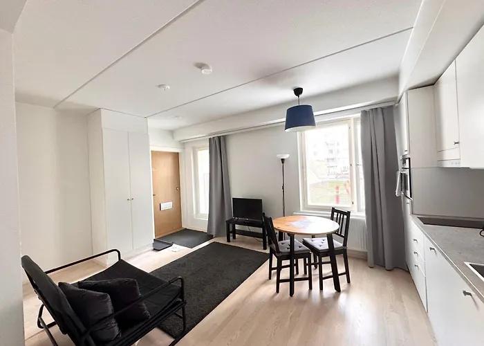 Transit Hel Airport *