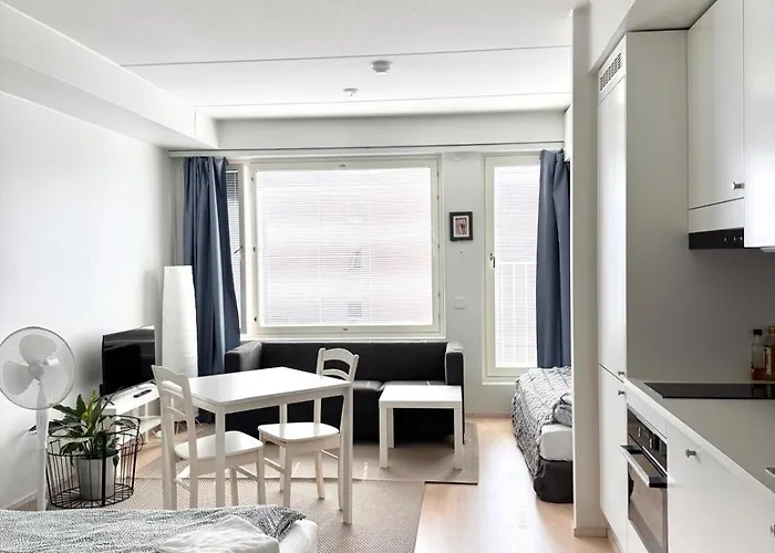 Transit Hel Airport *