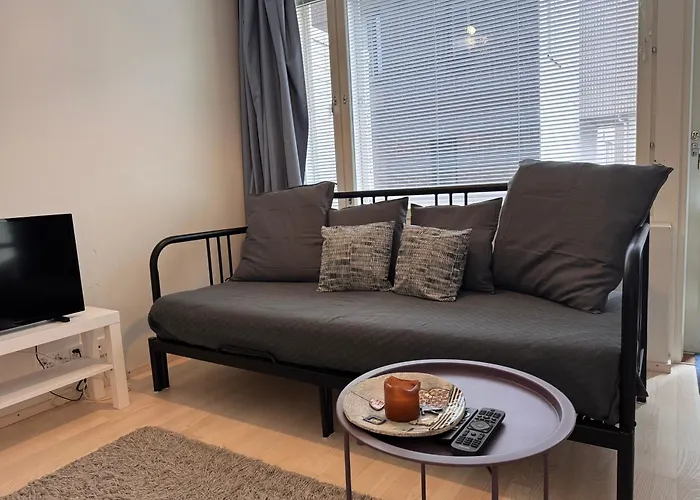 Transit Hel Airport * 万塔