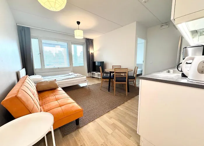 Transit Hel Airport Апартаменты *