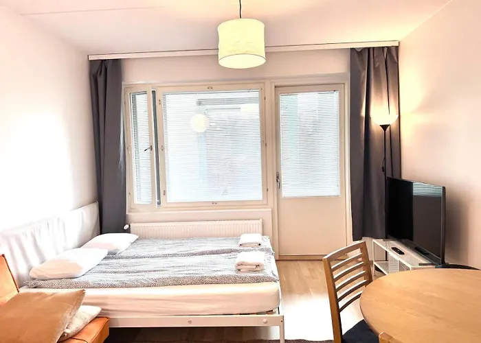 Transit Hel Airport Апартаменты *