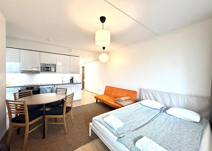 Transit Hel Airport 公寓